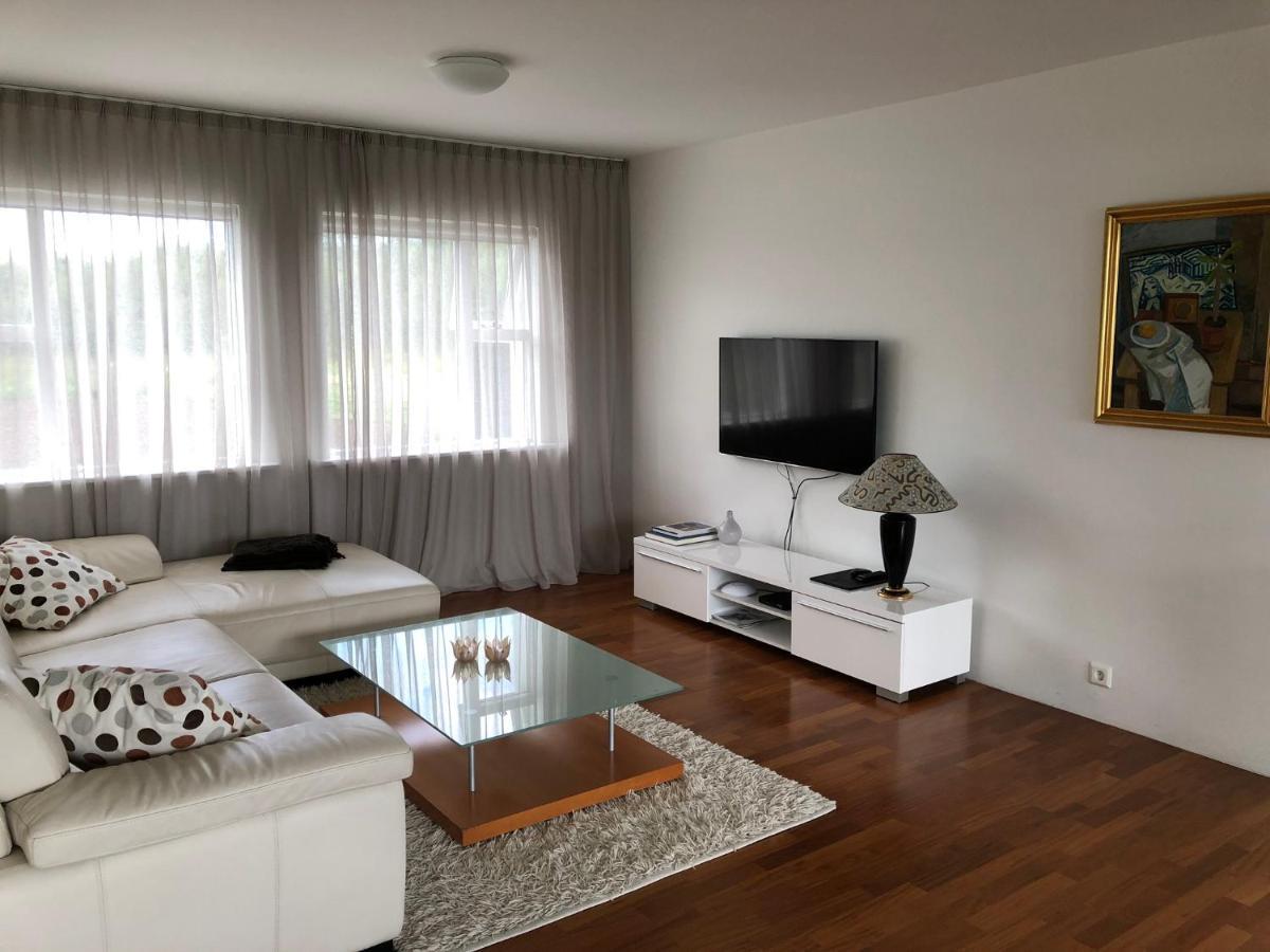 Apt. Hotel Hjalteyri Ngoại thất bức ảnh